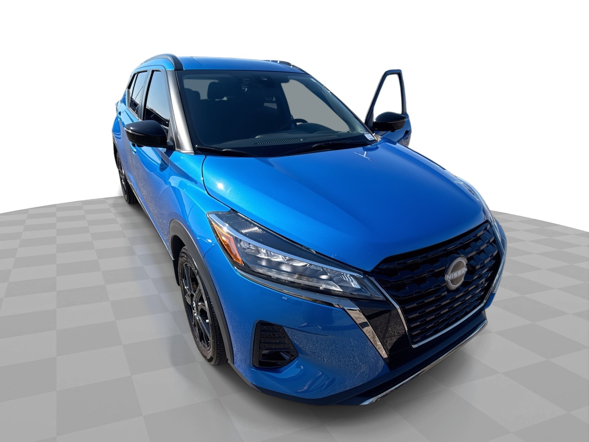 Used 2023 Nissan Kicks SR FWD image 1