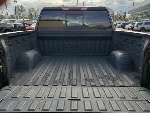 Used 2020 GMC Sierra 1500 SLT w/ SLT Premium Plus Package AWD/4WD image 8