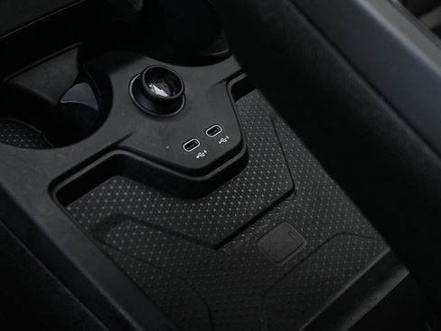 Certified 2024 BMW iX xDrive50 w/ Premium Package image 20