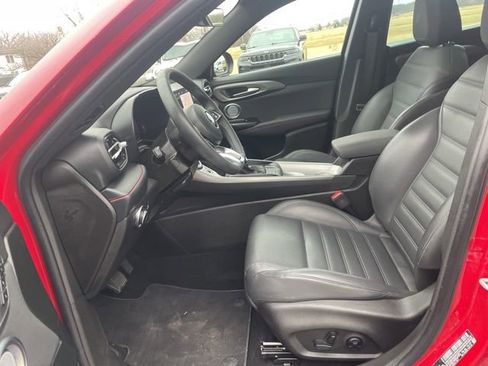 Used 2024 Dodge Hornet GT AWD/4WD image 9