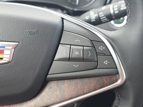 Used 2025 Cadillac XT5 Premium Luxury w/ Technology Package FWD image 40