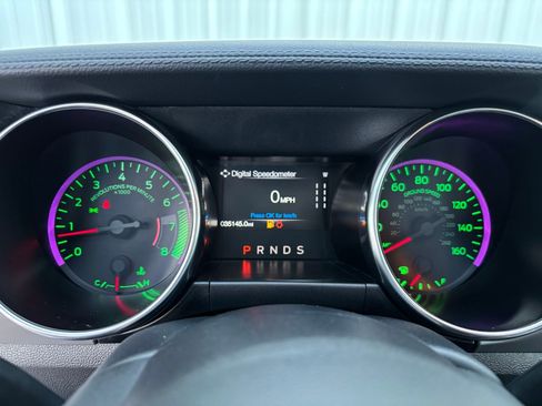 Used 2022 Ford Mustang Premium image 21