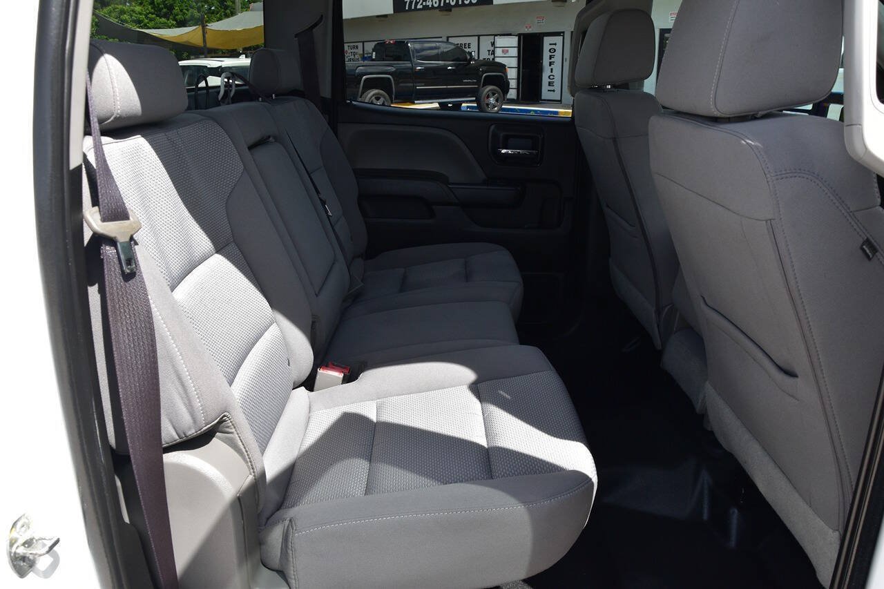 Used 2017 Chevrolet Silverado 1500 W/T w/ Trailering Package AWD/4WD image 11