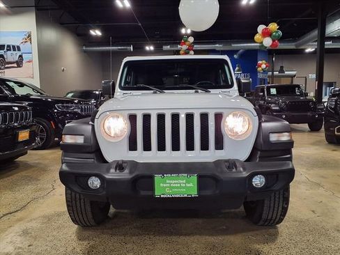 Used 2018 Jeep Wrangler Unlimited Sport S image 2