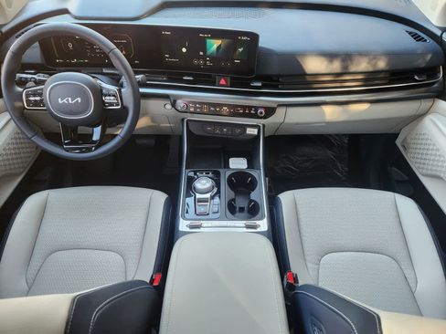 New 2026 Kia Carnival SX Prestige image 22