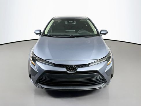 Used 2024 Toyota Corolla LE FWD image 2