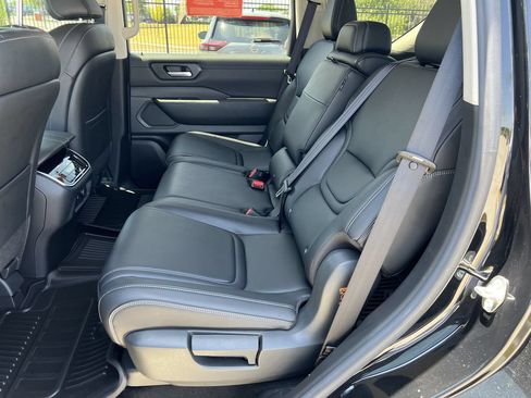 Certified 2026 Nissan Armada SV RWD image 23