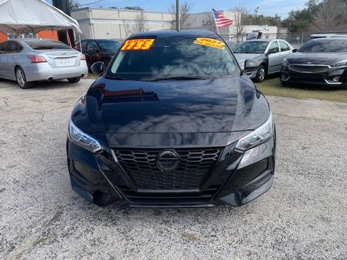 Used 2021 Nissan Sentra SV image 3