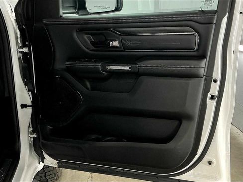 Used 2024 RAM 1500 Limited w/ Trailer Tow Group image 25
