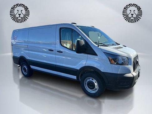 New 2026 Ford Transit 250 Base image 3