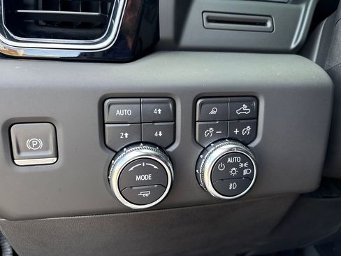 Certified 2023 GMC Sierra 1500 Denali AWD/4WD image 25