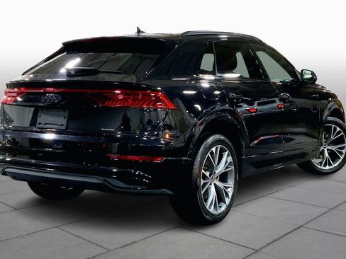 Used 2021 Audi Q8 Premium w/ Black Optic Package image 12