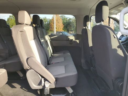 Used 2023 Ford Transit 350 XLT image 10