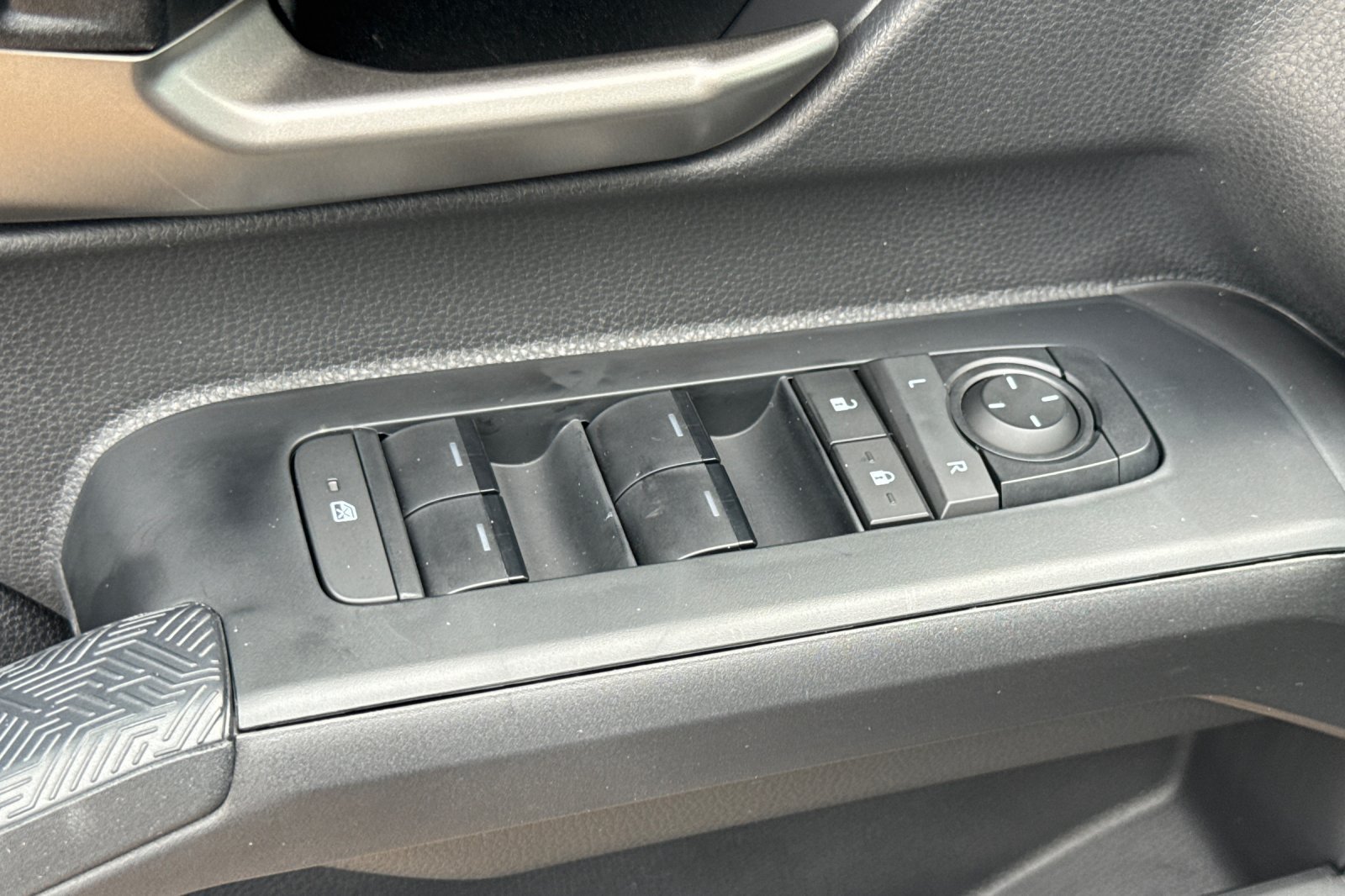 Used 2026 Toyota Tacoma TRD Off-Road AWD/4WD image 13