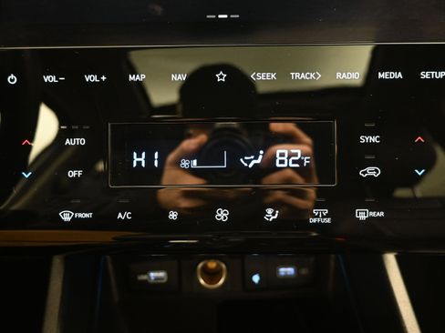 Certified 2024 Hyundai Tucson SEL w/ Convenience Package image 17