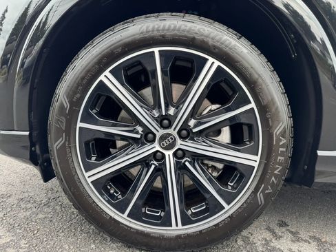 Used 2022 Audi Q4 e-tron Premium Plus w/ Premium Plus AWD/4WD image 20