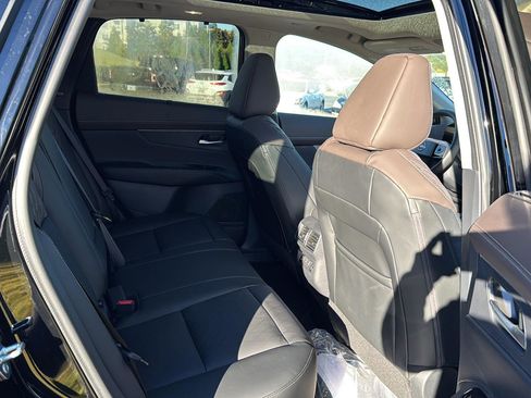 New 2026 Nissan Murano Platinum image 10