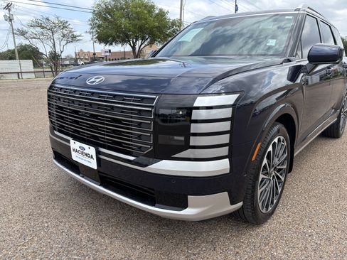 Used 2026 Hyundai Palisade Calligraphy FWD image 7