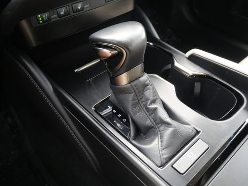 Used 2024 Lexus ES 350 w/ Premium Package image 19