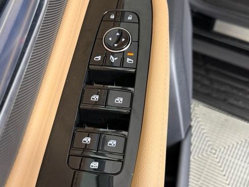 Used 2025 INFINITI QX80 Luxe RWD image 35