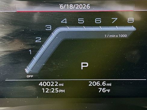 Used 2023 Audi Q8 Prestige AWD/4WD image 17