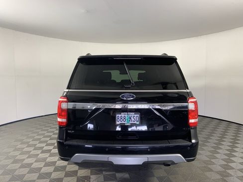 Used 2019 Ford Expedition XLT w/ Equipment Group 202A image 8