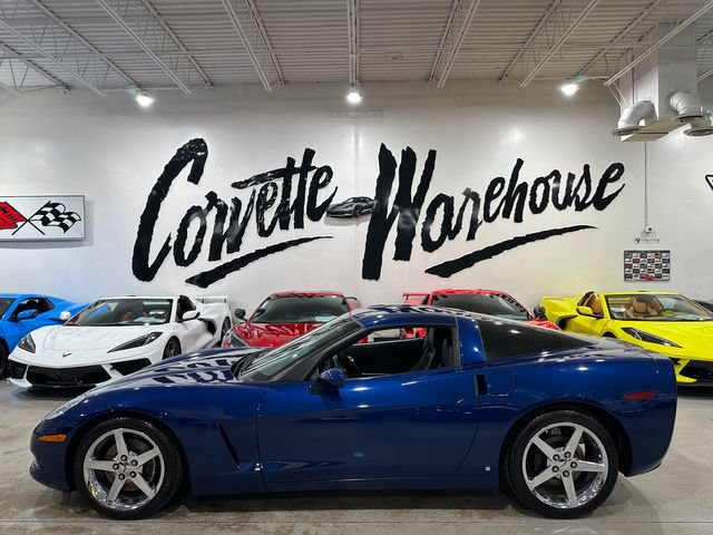Used 2007 Chevrolet Corvette Coupe RWD image 2