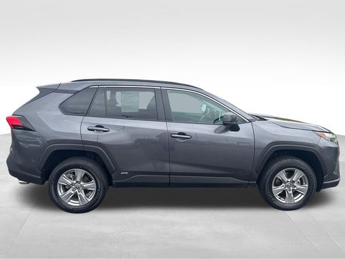 Certified 2025 Toyota RAV4 LE AWD/4WD image 8