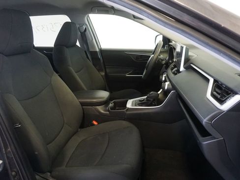 Used 2023 Toyota RAV4 LE AWD/4WD image 19