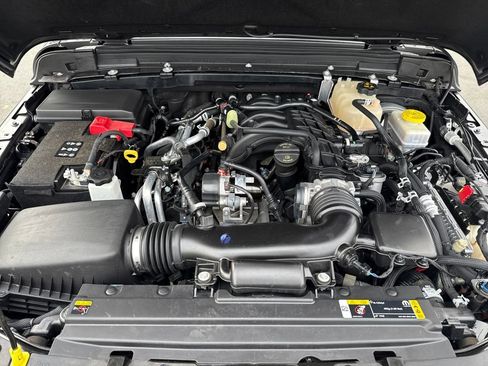 Used 2022 Jeep Wrangler Unlimited Sport image 13