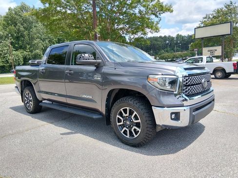 Used 2018 Toyota Tundra SR5 w/ TRD Off Road Package AWD/4WD image 2