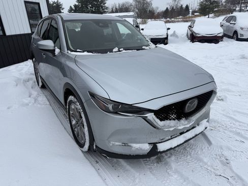 Used 2019 MAZDA CX-5 Grand Touring FWD image 4