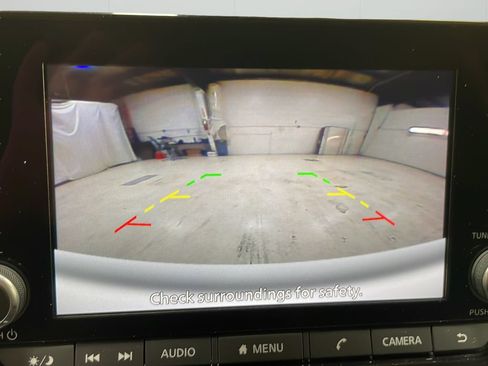 Used 2025 Nissan Pathfinder SV AWD/4WD image 26