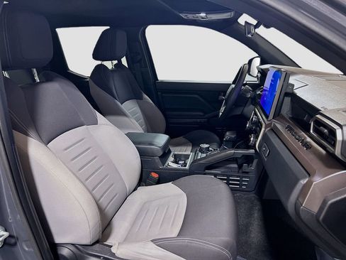 Used 2024 Toyota Tacoma TRD Off-Road image 23