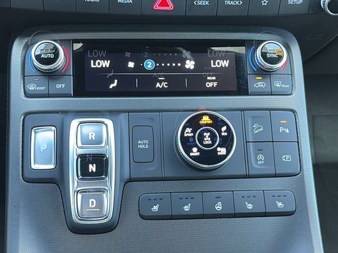 Used 2024 Hyundai Palisade Calligraphy AWD/4WD image 18