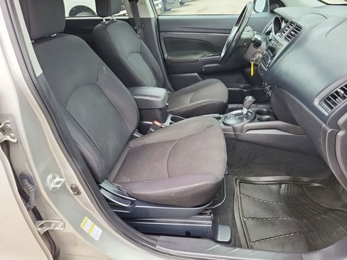 Used 2015 Mitsubishi Outlander Sport ES FWD image 23