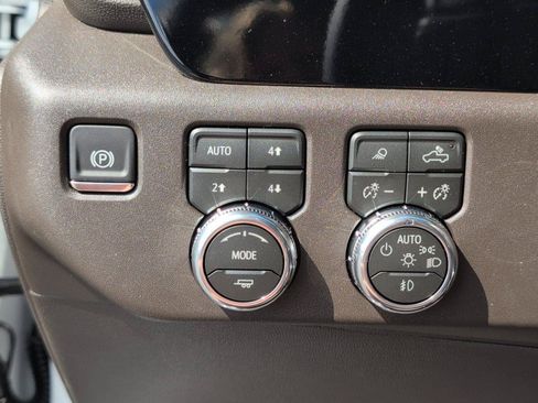 New 2026 GMC Sierra 1500 SLT w/ SLT Premium Plus Package AWD/4WD image 55