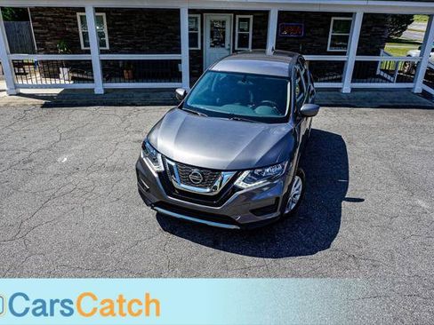 Used 2018 Nissan Rogue S image 3