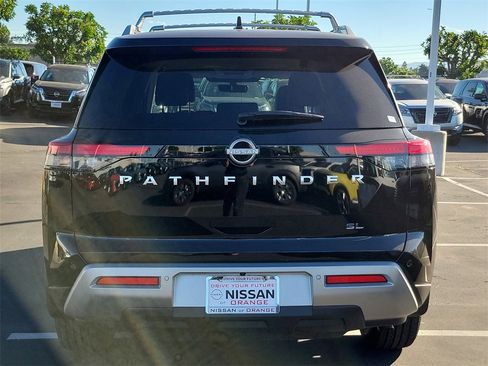 New 2025 Nissan Pathfinder SL image 20