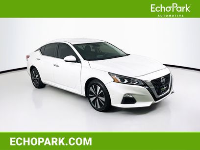 Used 2022 Nissan Altima 2.5 SV