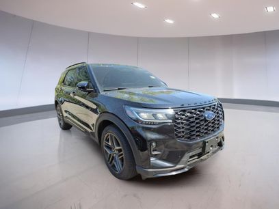 Used 2025 Ford Explorer ST