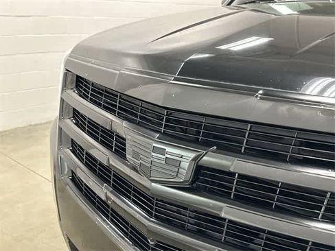Used 2020 Cadillac Escalade Luxury image 30