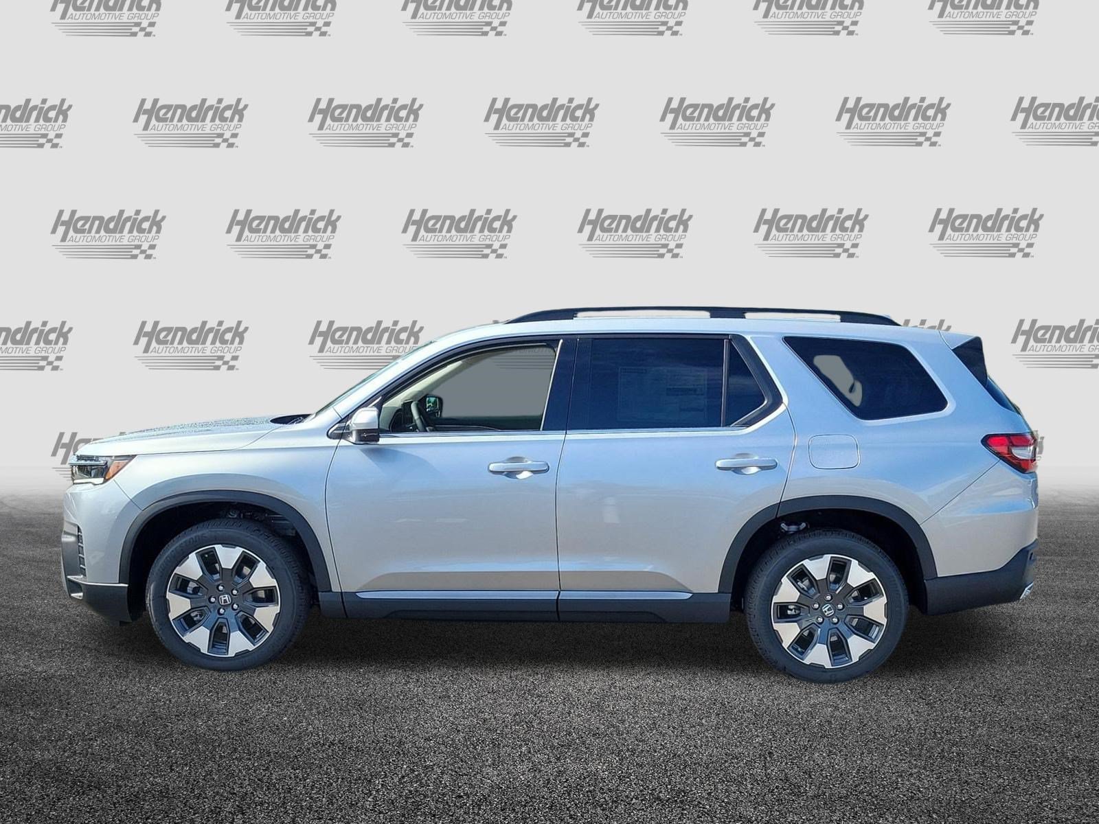 New 2026 Honda Pilot Elite image 4