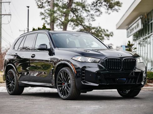 New 2026 BMW X5 xDrive40i w/ M Sport Package image 1