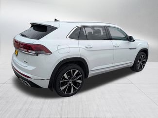 New 2026 Volkswagen Atlas Cross Sport SEL Premium R-Line video 2