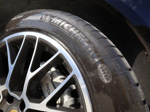 Used 2017 Porsche Macan S image 26