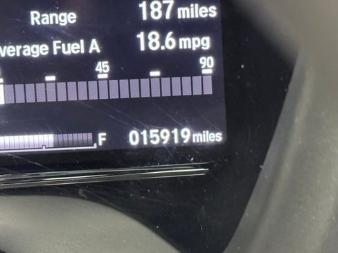 Used 2019 Honda HR-V EX image 16