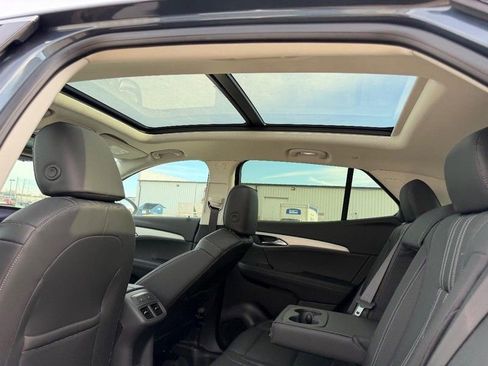 New 2026 Buick Envision Avenir image 9