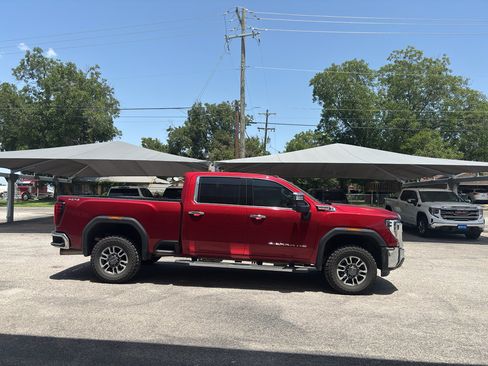 Used 2024 GMC Sierra 2500 SLT w/ SLT Premium Package AWD/4WD image 4