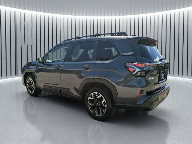 Used 2025 Subaru Forester Premium w/ Convenience Package #1 AWD/4WD image 6